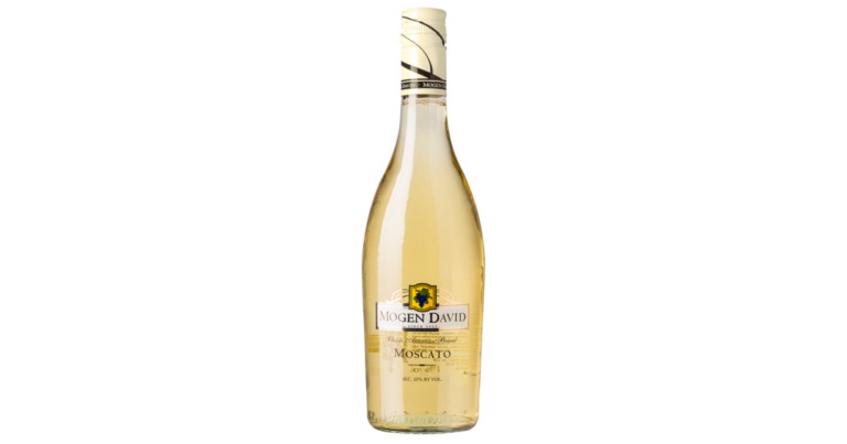 WINO MOGEN DAVID MOSCATO POLSLODKIE 11% 750ML